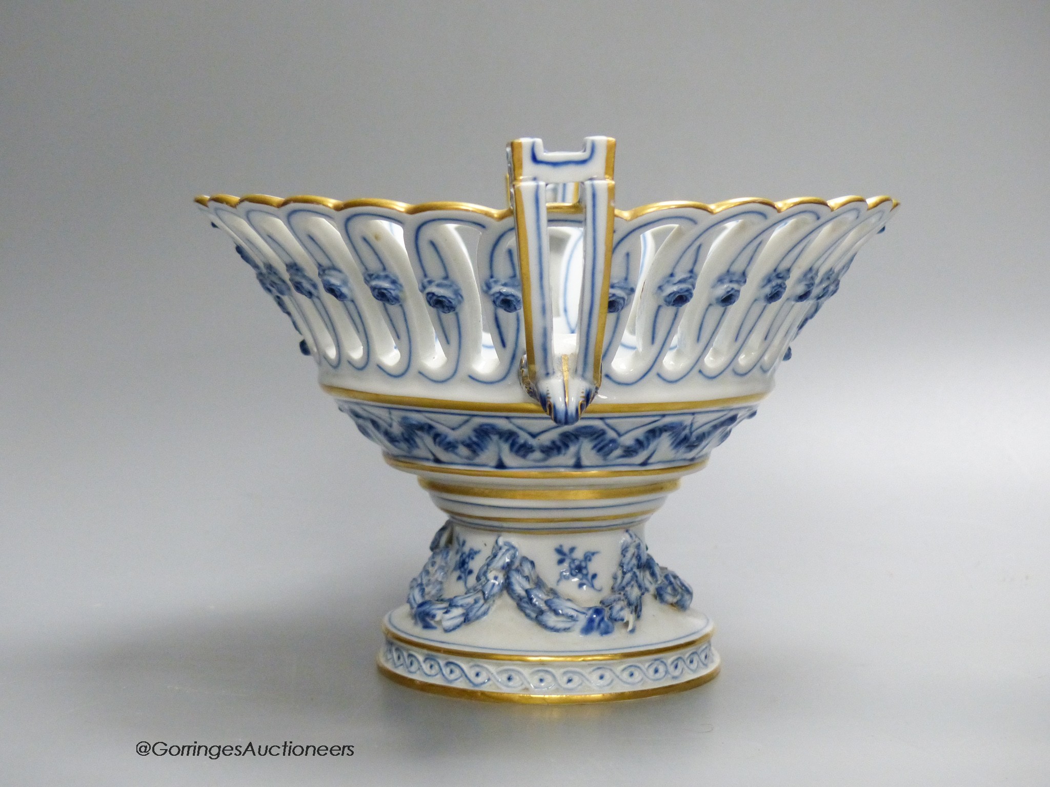 A 19th century Meissen blue and white pedestal bowl, 24cm wide